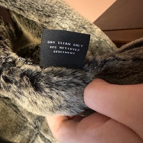 Vintage Y2K Sharon Young Black Faux Fur Trim Vest - Picture 5 of 6